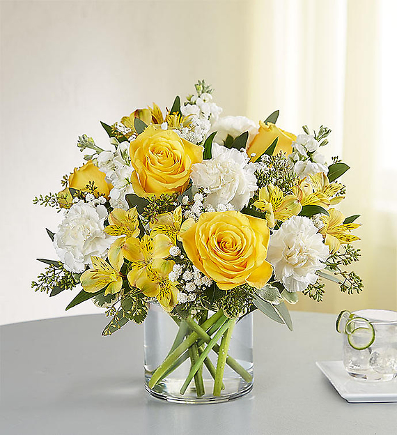 Yellow &amp; White Delight Bouquet